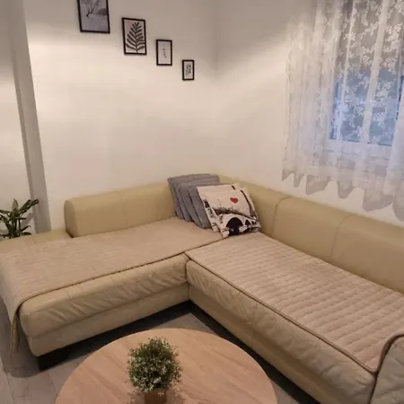 Stan S Dvije Spavace Sobe Marta * Posusje